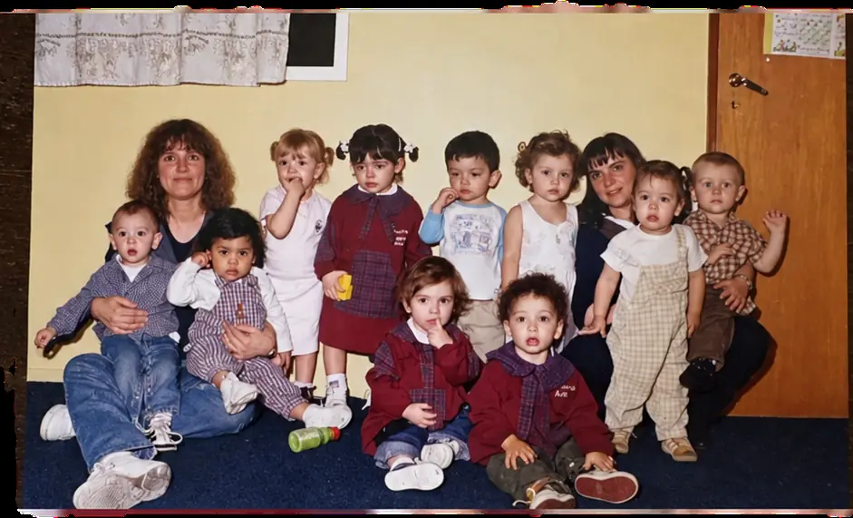Una sala del Maternal con sus maestras